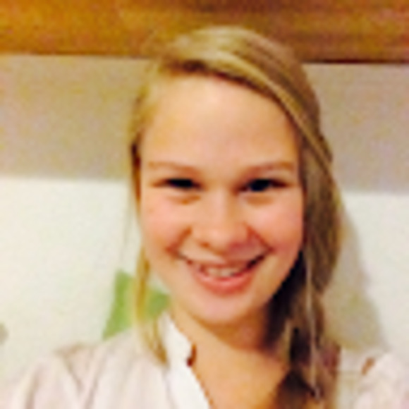 Meet your Posher, Laura - Picture 1 of 1